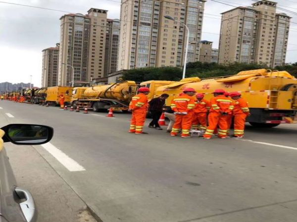 无锡食堂管道疏通（无锡疏通管道堵塞）